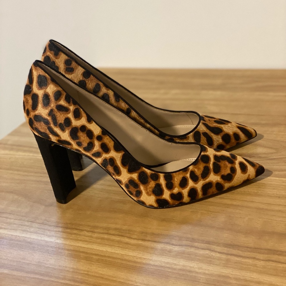 COPY - Leopard print Pump size 9